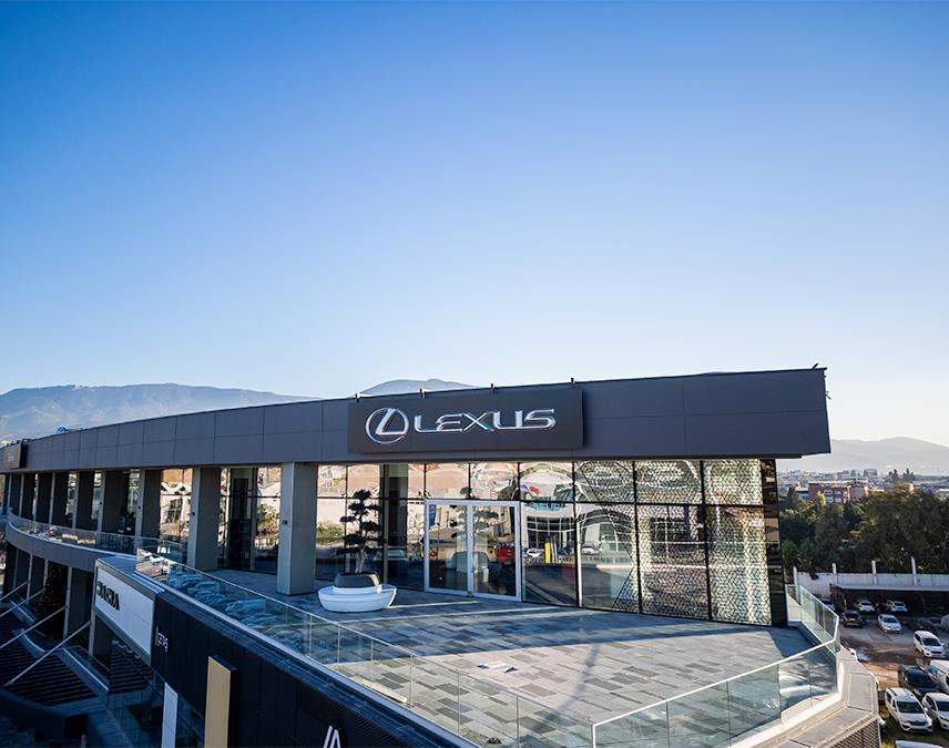 Lexus / Bornova