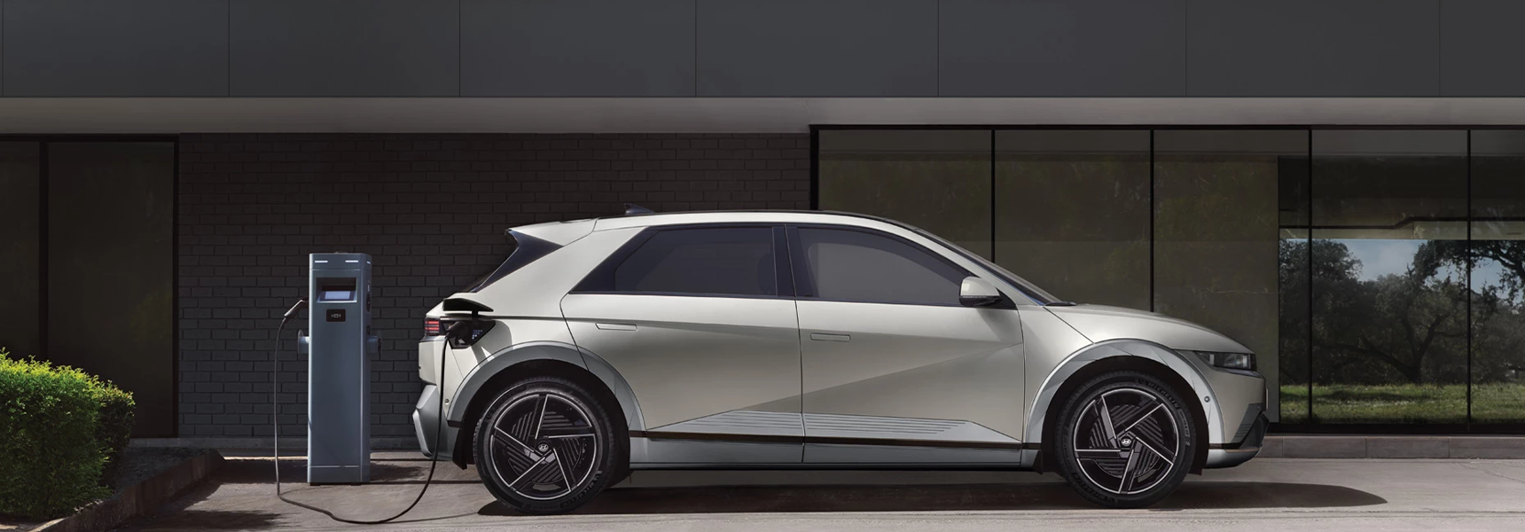 IONIQ 5.