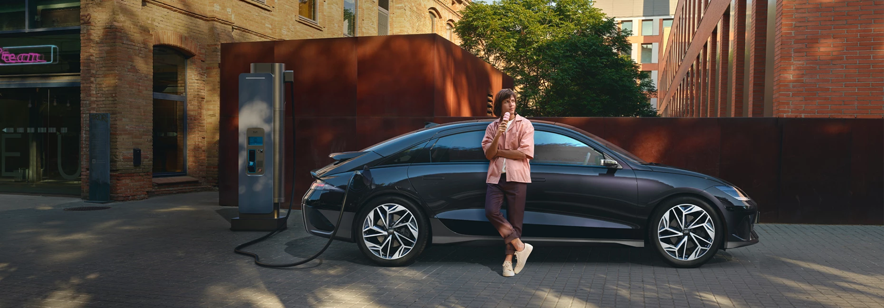 IONIQ 6.