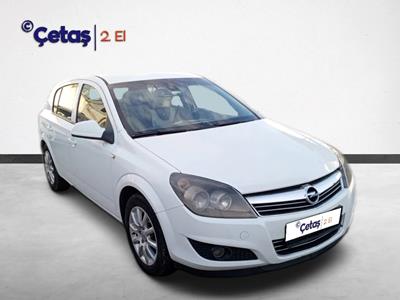 Astra 1.6i 16v Essentia Konfor 115HP Hatchback