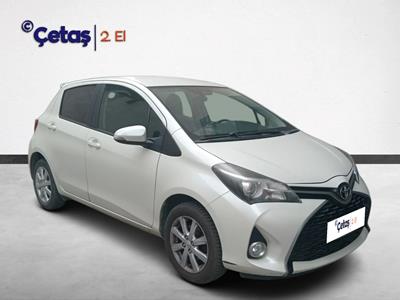 Yaris 1.33 Style Red Multidrive S 99HP Hatchback