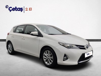 Auris 1.4 D-4D Active 90HP Hatchback