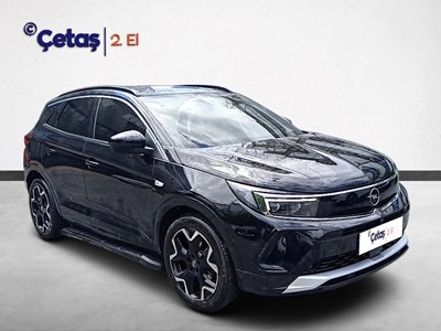Grandland 1.2 Turbo Ultimate AT8 130HP SUV