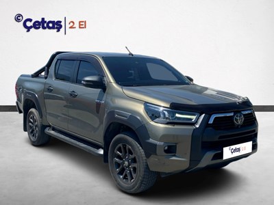 Hi-Lux 2.4 D-4D 4x4 Invincible 150HP Pick-Up