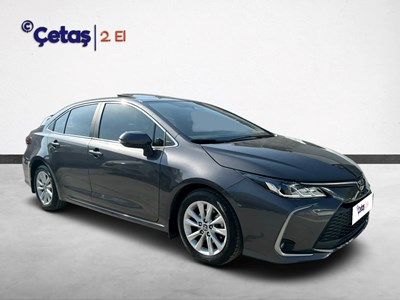 Corolla 1.8 Hybrid Passion X-Pack e-CVT 140HP Sedan