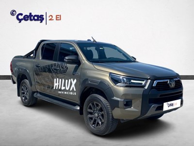 Hi-Lux 2.4 D-4D 4x4 Invincible 150HP Pick-Up