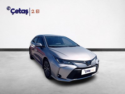 Corolla 1.8 Hybrid Flame X-Pack E-CVT 122HP Sedan
