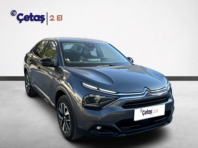 C4 X 1.2 PureTech Feel Bold Eat8 130HP Sedan