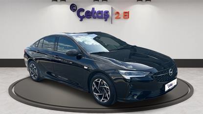 Insignia 1.5 Turbo Dizel Exclusive AT8 122HP Sedan