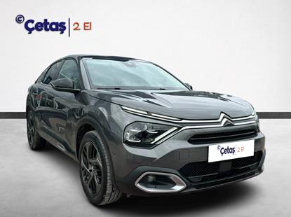 C4 1.2 PureTech Shine Bold 155HP SUV