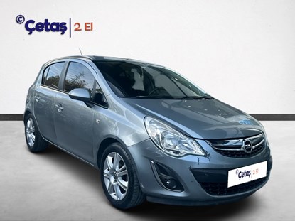 Corsa 1.4i Twinport Color Edition 100HP 5 Kapı Hatchback