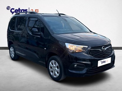 Combo Life 1.5 Edition AT8 130HP Kombi