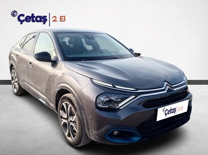 C4 X 100kW Shine Bold 136HP Sedan