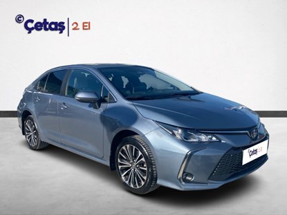 Corolla 1.8 Hybrid Flame X-Pack e-CVT 140HP Sedan