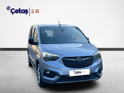 Combo Life 1.5 Elegance AT8 130HP Kombi