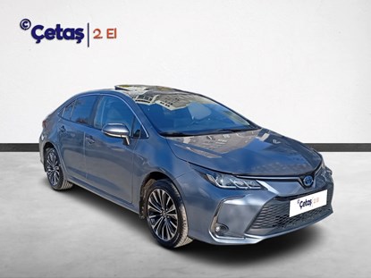 Corolla 1.8 Hybrid Flame X-Pack e-CVT 140HP Sedan