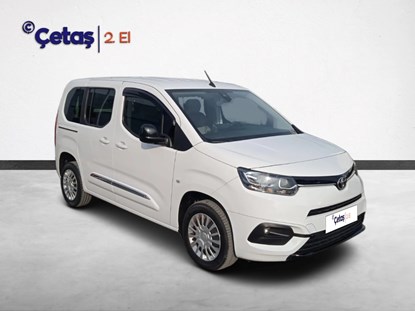 Proace City 1.5 D Dream 130HP Kombi