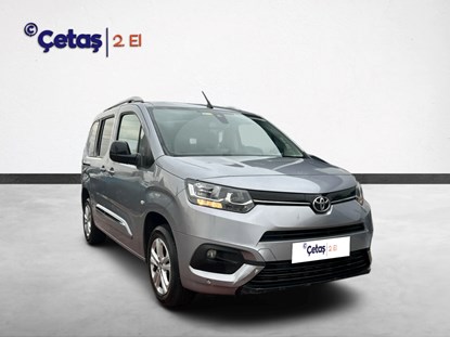 Proace City 1.5 D Flame X-Pack 130HP Kombi