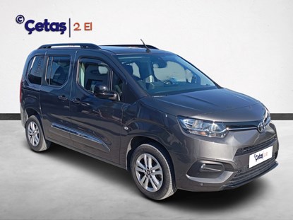 Proace City 1.5 D Flame X-Pack 130HP Kombi