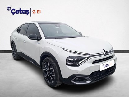 C4 X 100kW Shine Bold 136HP Sedan