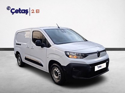 Berlingo 1.5 Bluehdi Feel Bold Eat8 130HP Panelvan