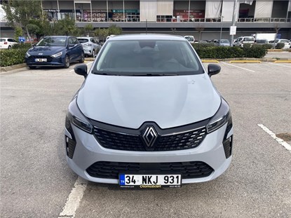 Clio 1.0 Tce Evolution X-Tronic 90HP Hatchback