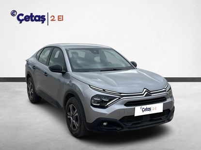 C4 X 1.5 Bluehdi Feel Bold Eat8 130HP Sedan