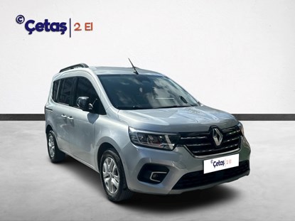 Kangoo Multix Combi 1.3 Tce Iconic Edc 130HP Kombi