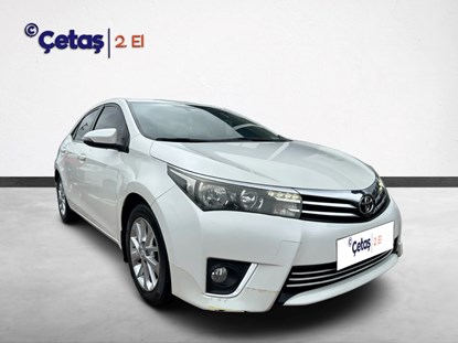 Corolla 1.6 Advance 132HP Sedan