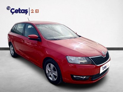 Rapid Spaceback 1.0 Tsi Greentec Style Dsg 110HP Hatchback
