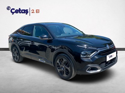 C4 X 1.2 PureTech Shine Bold Eat8 130HP Sedan