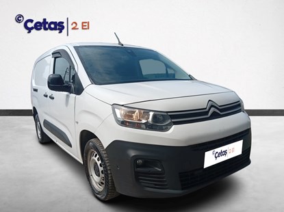 Berlingo 1.5 Bluehdi Feel Eat8 130HP Panelvan