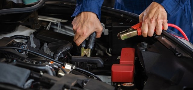 Akü Takviyesi Nasıl Yapılır?