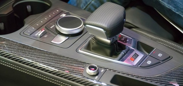 Tiptronik Vites Nedir?