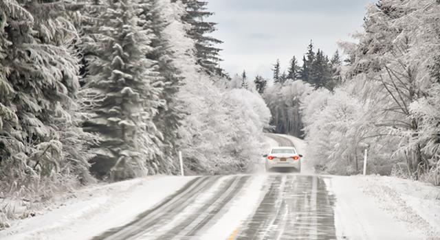 Karlı Havalarda Araba Kullanırken Nelere Dikkat Edilir? 