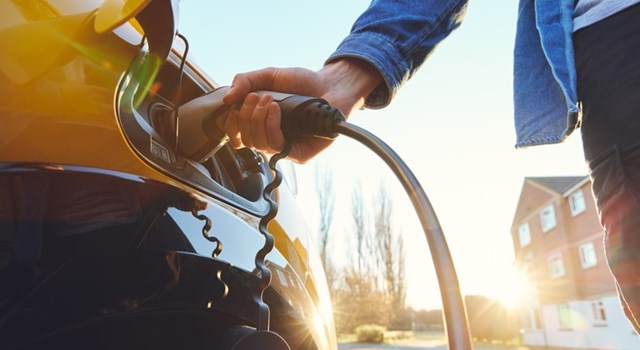 Evde Elektrikli Araç Şarjı Nasıl Kurulur?