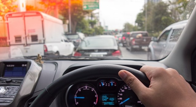 HANGİ ÜLKELERDE TRAFİK SAĞDAN AKAR?