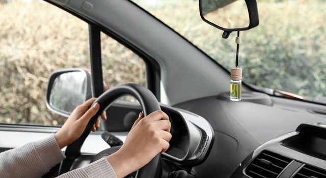 Uzun Yolculukları Keyfe Dönüştüren Araba Kokuları