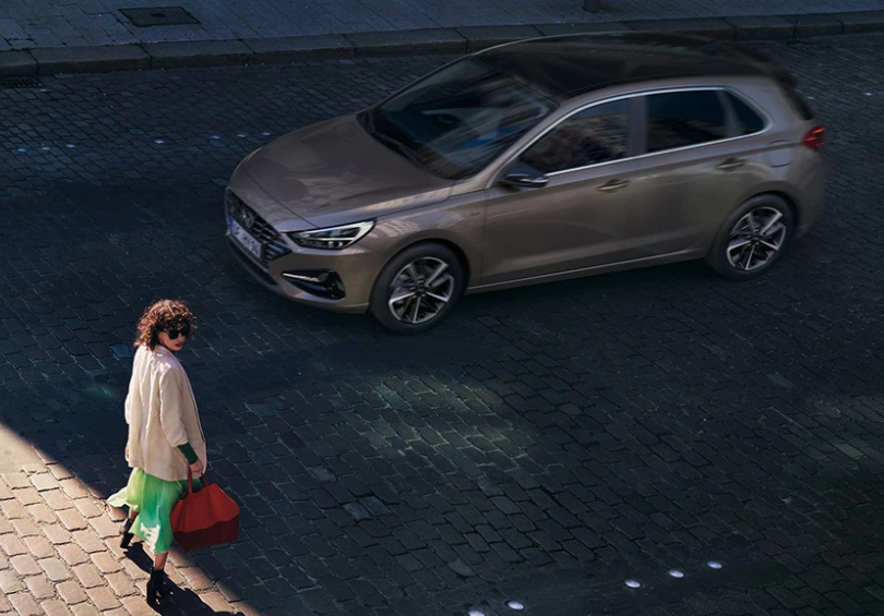 Seninle yola çıkmak için hazır.